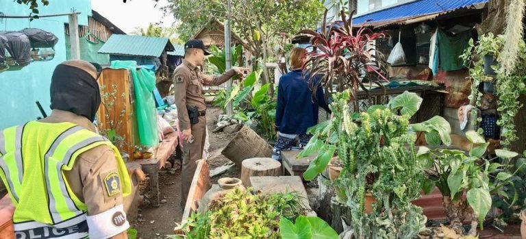 ร่วมกันทำความสะอาดพร้อมปรับภูมิทัศน์บ้านพักข้าราชการตำรวจและบริเวณโดยรอบ